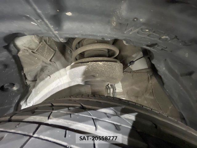 Toyota C-HR 2020-12 7875723-19