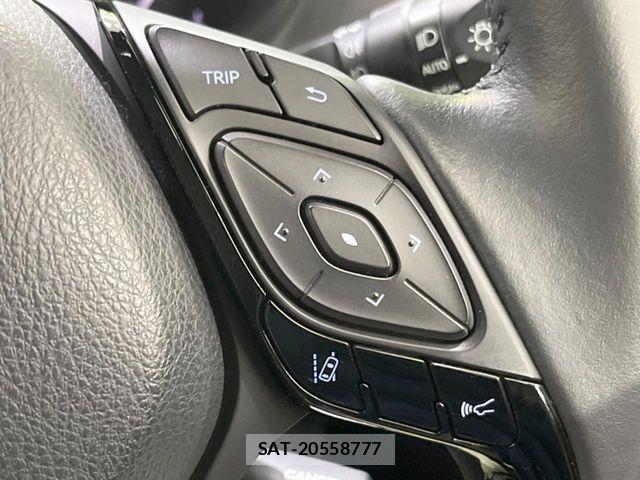 Toyota C-HR 2020-12 7875723-4