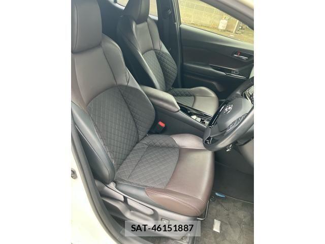 Toyota C-HR 2019-07 7902401-9
