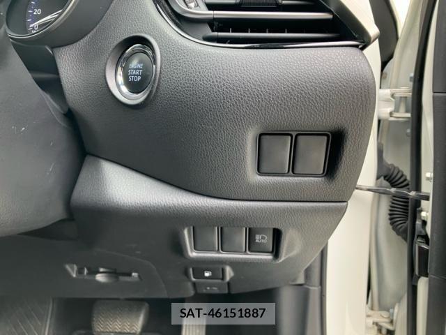Toyota C-HR 2019-07 7902401-10