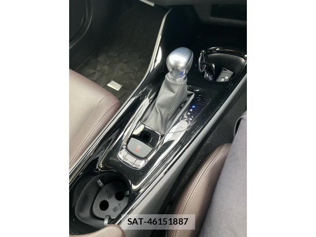 Toyota C-HR 2019-07 7902401-17