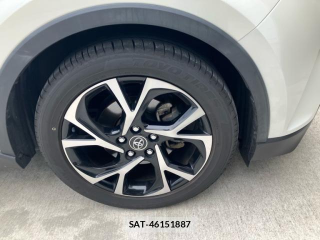 Toyota C-HR 2019-07 7902401-2