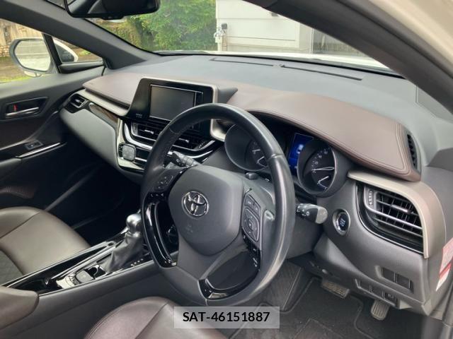 Toyota C-HR 2019-07 7902401-8