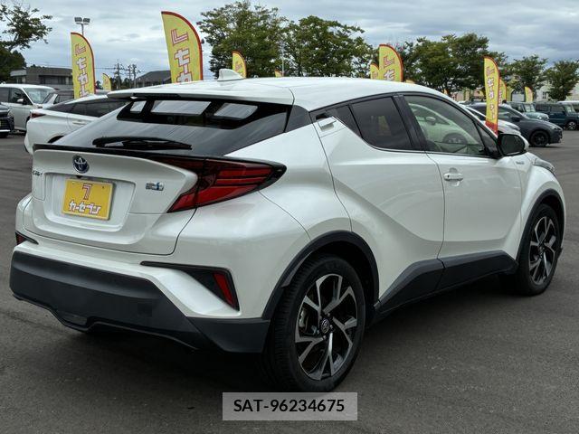 Toyota C-HR 2020-03 7960930-9