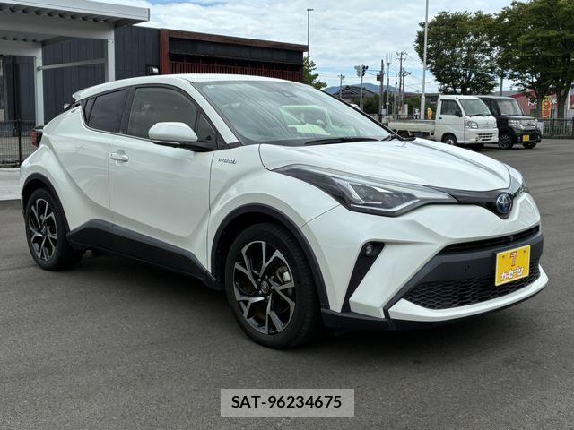 Toyota C-HR 2020-03 7960930-11