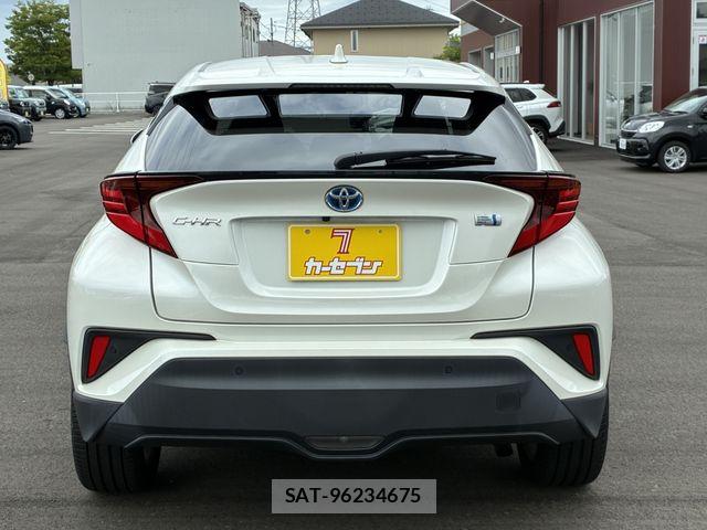 Toyota C-HR 2020-03 7960930-8