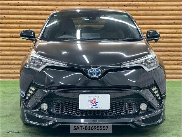 Toyota C-HR 2017-07 7960931-12