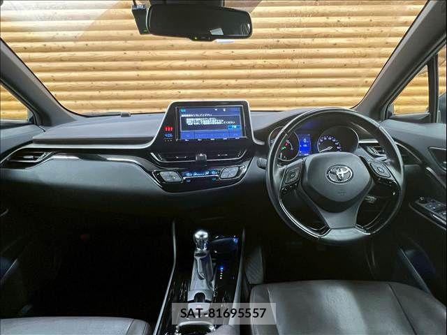 Toyota C-HR 2017-07 7960931-2