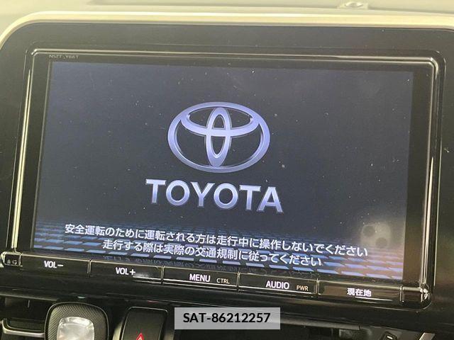 Toyota C-HR 2017-03 7960934-2