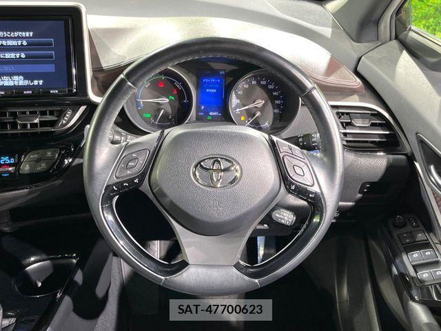 Toyota C-HR 2017-06 7960935-11