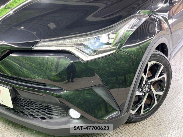 Toyota C-HR 2017-06 7960935-12