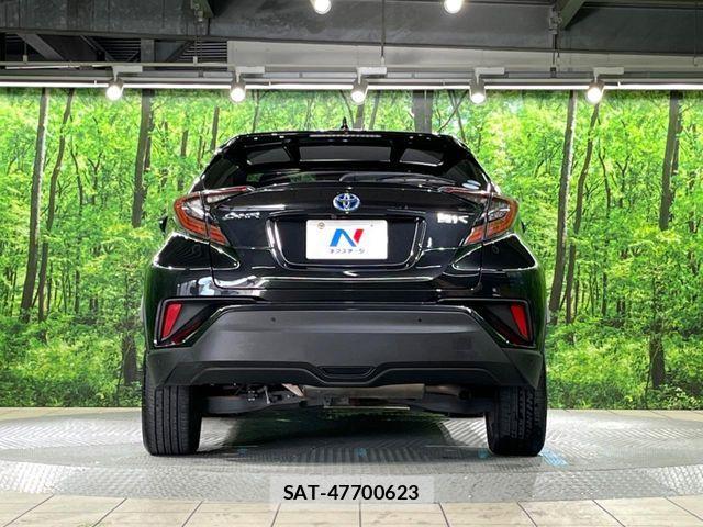 Toyota C-HR 2017-06 7960935-15