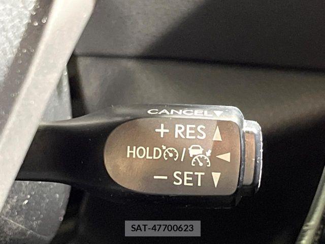 Toyota C-HR 2017-06 7960935-3