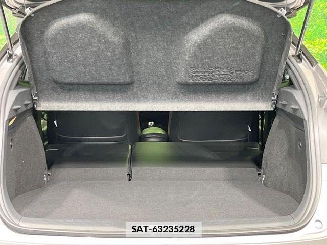 Toyota C-HR 2018-10 7960933-9
