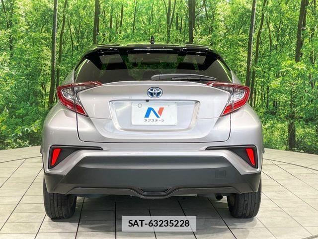 Toyota C-HR 2018-10 7960933-14