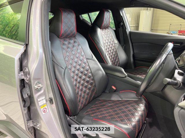 Toyota C-HR 2018-10 7960933-7