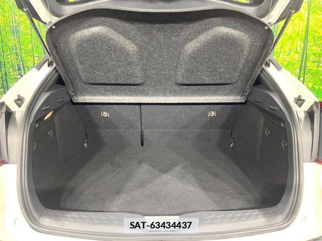 Toyota C-HR 2019-09 7960932-11