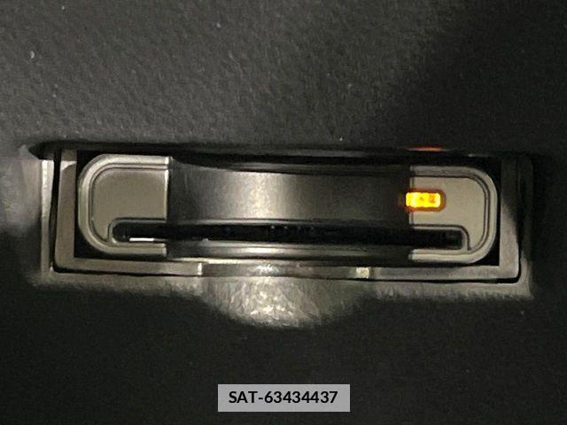 Toyota C-HR 2019-09 7960932-4