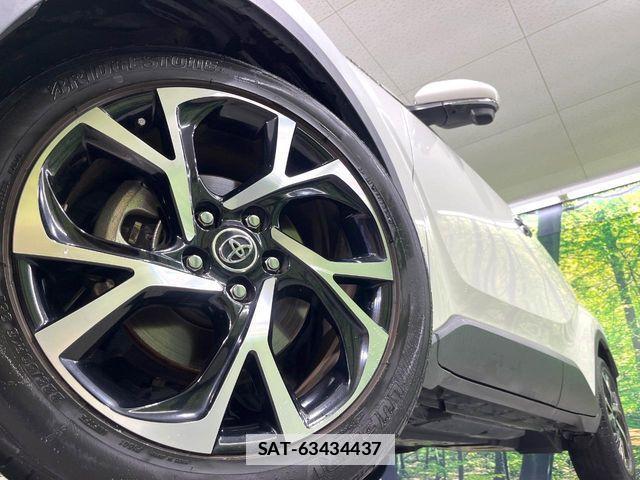 Toyota C-HR 2019-09 7960932-7