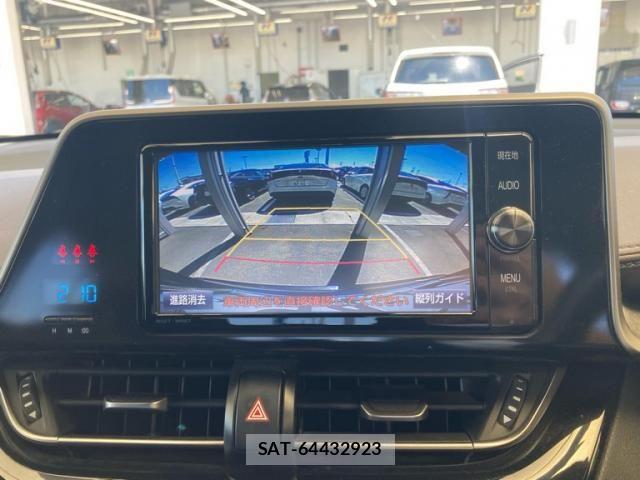 Toyota C-HR 2018-05 7978785-18