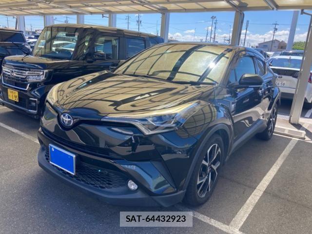 Toyota C-HR 2018-05 7978785-1