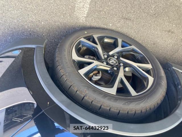 Toyota C-HR 2018-05 7978785-4