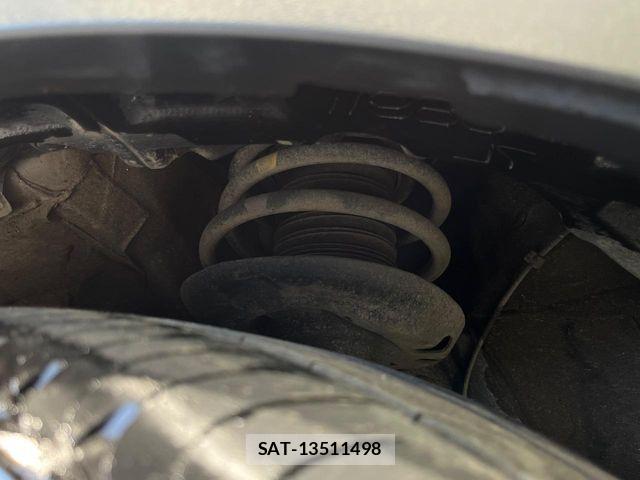 Toyota C-HR 2017-06 7978783-19