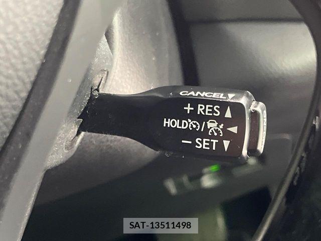 Toyota C-HR 2017-06 7978783-5
