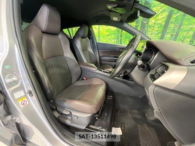 Toyota C-HR 2017-06 7978783-7