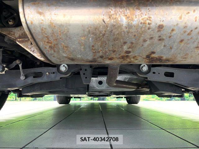 Toyota C-HR 2019-08 7978782-18