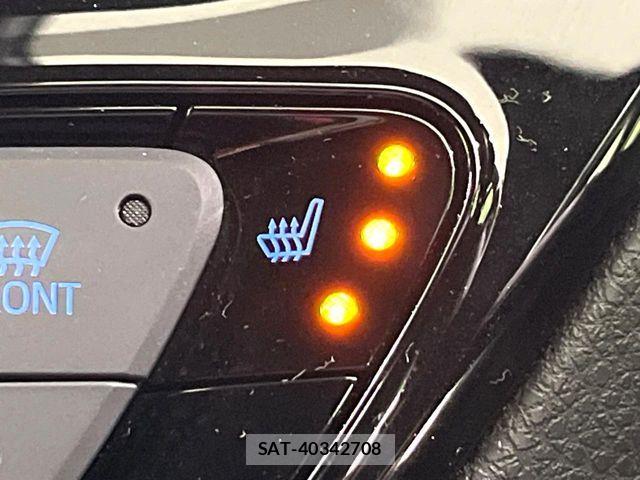 Toyota C-HR 2019-08 7978782-6