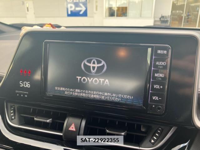 Toyota C-HR 2019-03 7978784-18