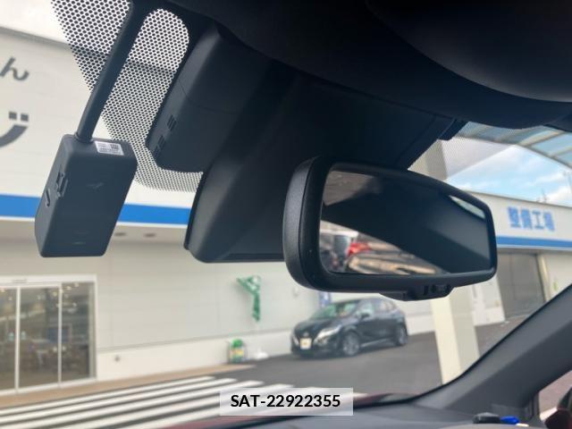 Toyota C-HR 2019-03 7978784-27
