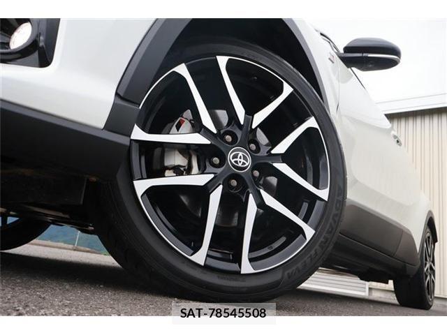 Toyota C-HR 2019-11 8034795-14