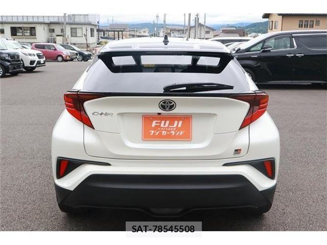 Toyota C-HR 2019-11 8034795-16