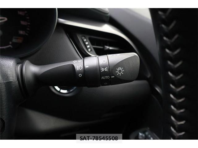 Toyota C-HR 2019-11 8034795-24