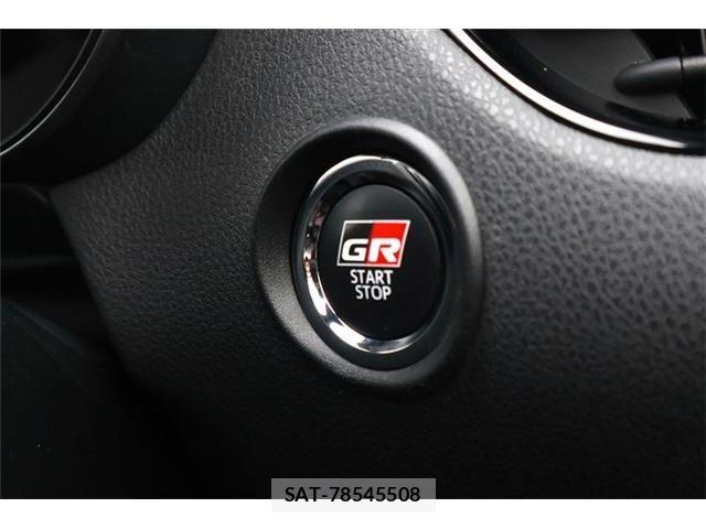 Toyota C-HR 2019-11 8034795-28