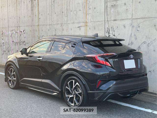 Toyota C-HR 2017-12 8034805-5