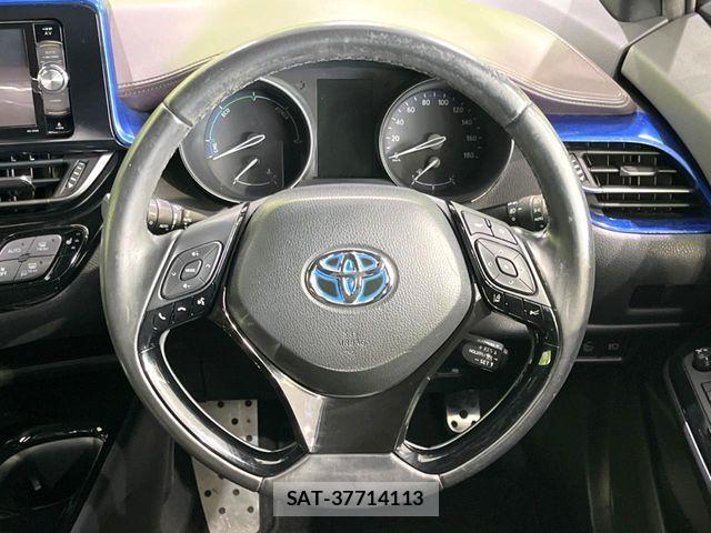 Toyota C-HR 2017-09 8034800-10