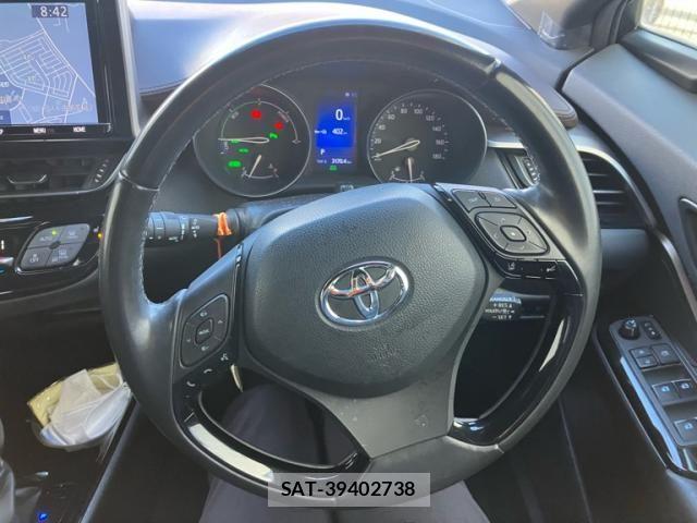 Toyota C-HR 2019-08 8034809-9