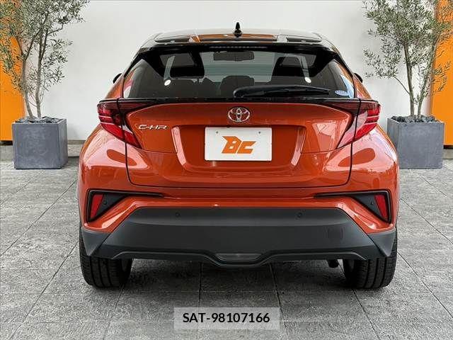 Toyota C-HR 2020-04 8034794-13