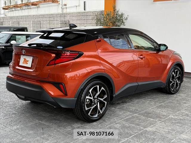 Toyota C-HR 2020-04 8034794-14