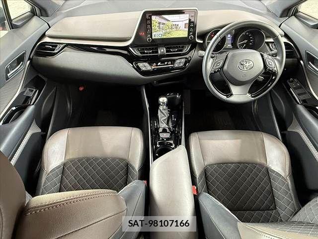 Toyota C-HR 2020-04 8034794-1
