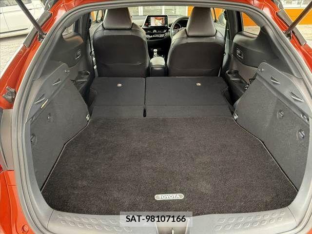 Toyota C-HR 2020-04 8034794-20