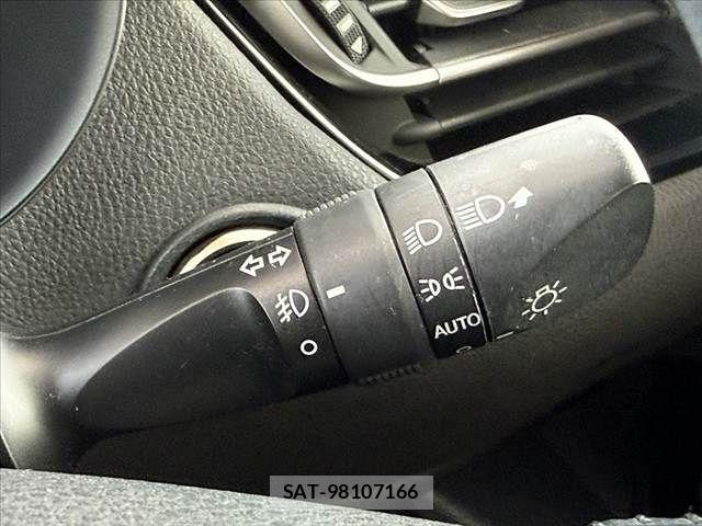 Toyota C-HR 2020-04 8034794-24