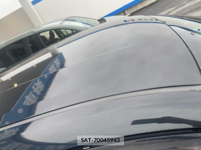 Toyota C-HR 2017-03 8034810-4