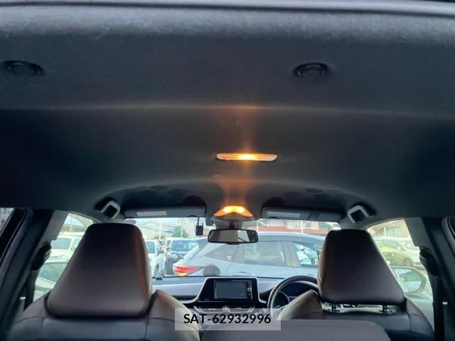 Toyota C-HR 2017-12 8034806-12