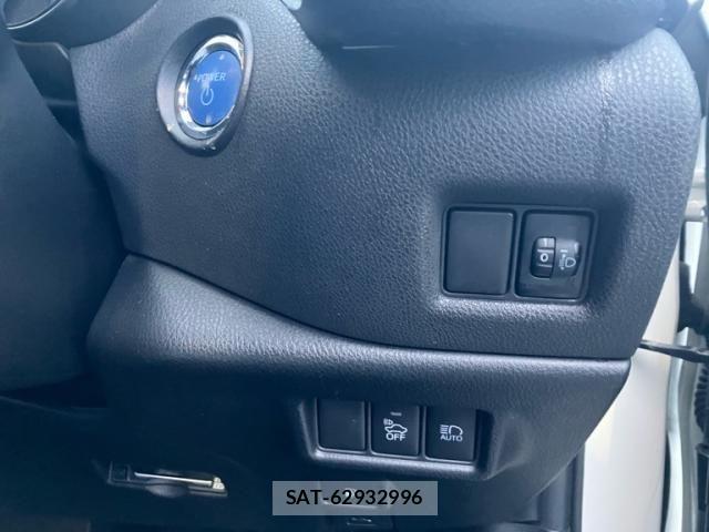Toyota C-HR 2017-12 8034806-17