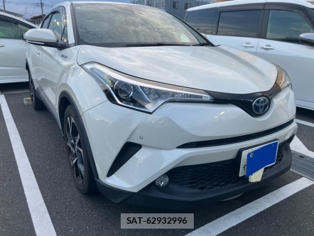 Toyota C-HR 2017-12 8034806-1