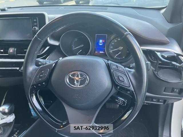 Toyota C-HR 2017-12 8034806-19